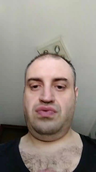cumincam82 live cam on Cam4