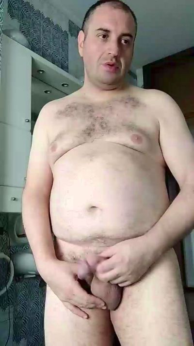 cumincam82 live cam on Cam4