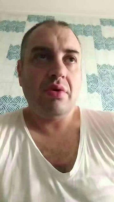 cumincam82 live cam on Cam4
