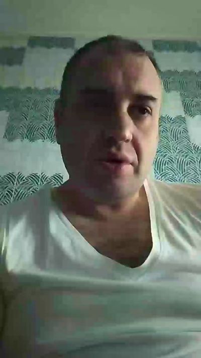 cumincam82 live cam on Cam4