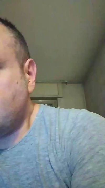 cumincam82 live cam on Cam4