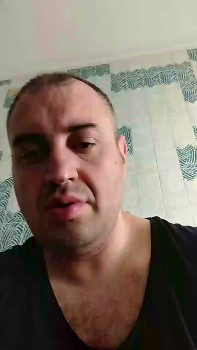 cumincam82 live cam on Cam4