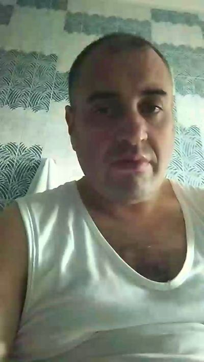 cumincam82 live cam on Cam4