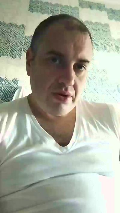 cumincam82 live cam on Cam4