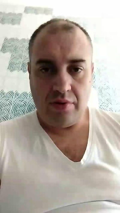 cumincam82 live cam on Cam4