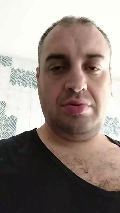 cumincam82 live cam on Cam4