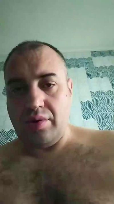 cumincam82 live cam on Cam4