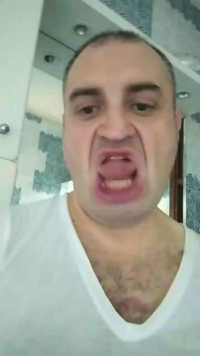 cumincam82 live cam on Cam4