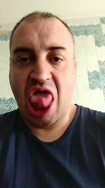 cumincam82 live cam on Cam4