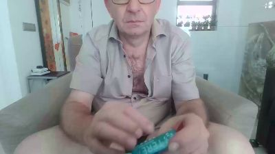 cummaker_fun live cam on Cam4