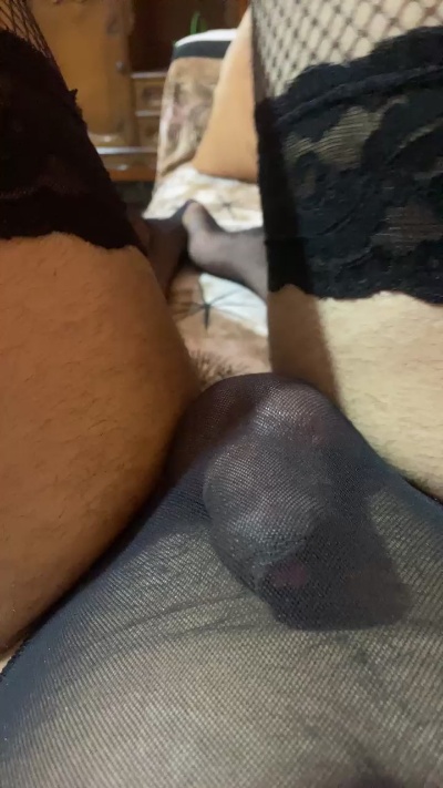 cur1oso3 live cam on Cam4