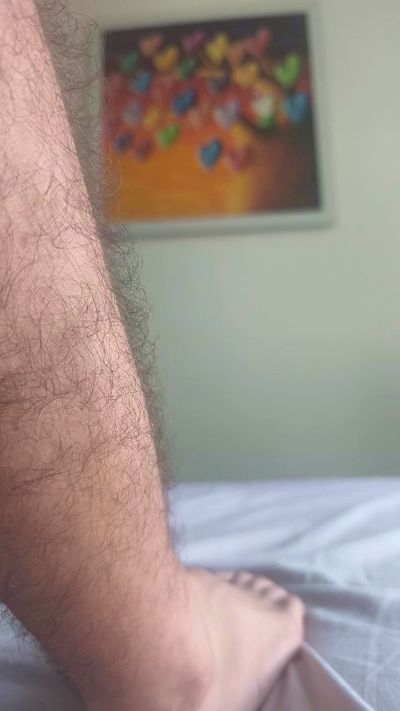 curioushetero live cam on Cam4
