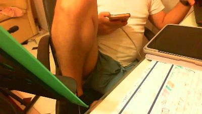 curlykiller9 live cam on Cam4