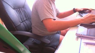 curlykiller9 live cam on Cam4