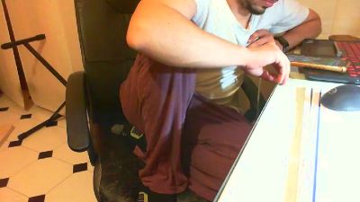 curlykiller9 live cam on Cam4