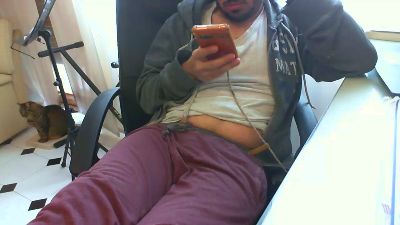curlykiller9 live cam on Cam4