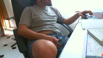 curlykiller9 live cam on Cam4