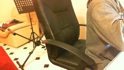 curlykiller9 live cam on Cam4