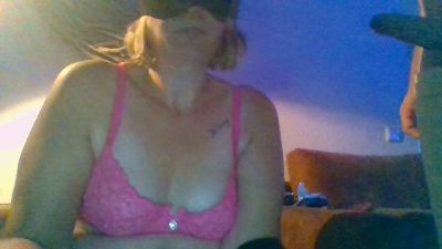 curvy_women live cam on Cam4