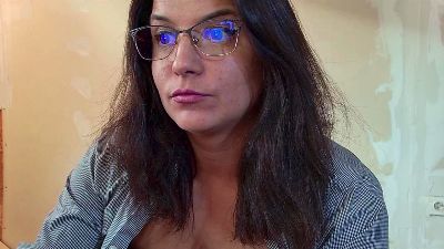curvyanNa69 live cam on Cam4