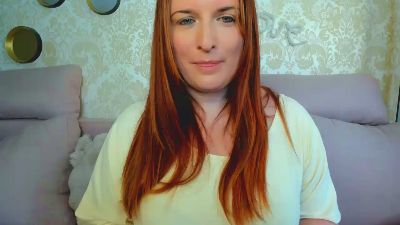 curvynova live cam on Cam4