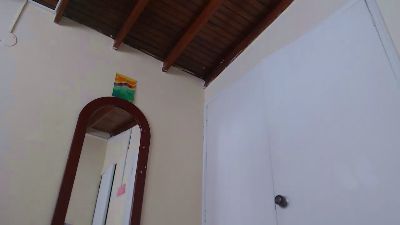 cut3nshyf33t live cam on Cam4