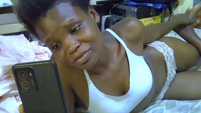 cute_aliyah live cam on Cam4