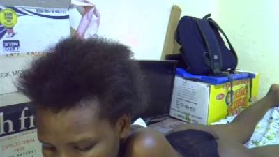 cute_aliyah live cam on Cam4