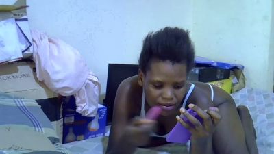 cute_aliyah live cam on Cam4