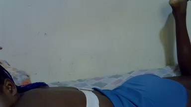 cute_aliyah live cam on Cam4