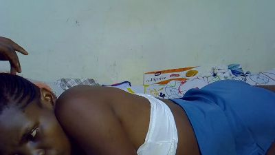 cute_aliyah live cam on Cam4