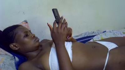 cute_aliyah live cam on Cam4