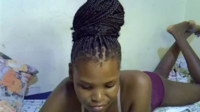 cute_aliyah live cam on Cam4