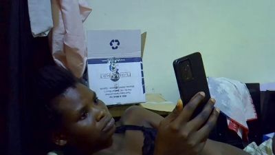 cute_aliyah live cam on Cam4