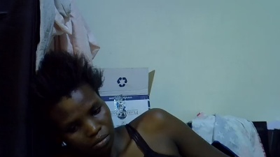 cute_aliyah live cam on Cam4