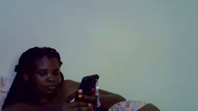 cute_aliyah live cam on Cam4