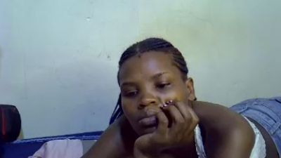 cute_aliyah live cam on Cam4