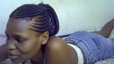 cute_aliyah live cam on Cam4