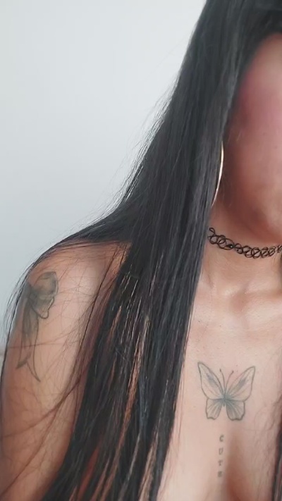 cute_plop live cam on Cam4