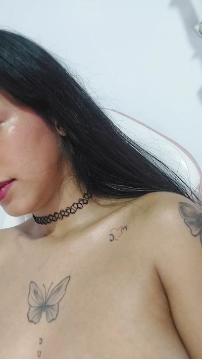 cute_plop live cam on Cam4