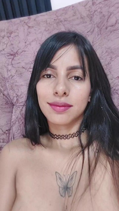 cute_plop live cam on Cam4