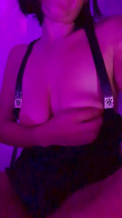 cuteandwet live cam on Cam4
