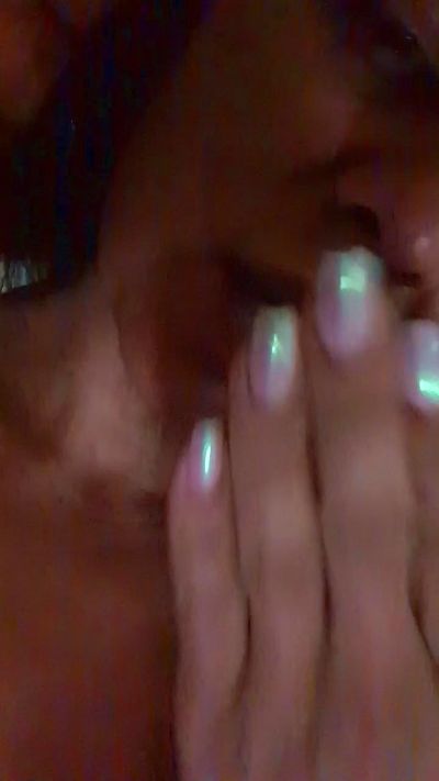 cuteandwet live cam on Cam4