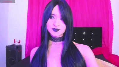 cutenaked_8 live cam on Cam4
