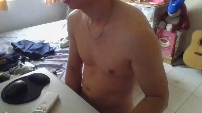 cutenewmemory22 live cam on Cam4