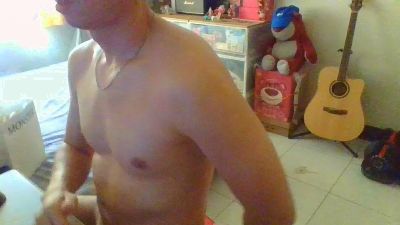 cutenewmemory22 live cam on Cam4