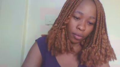 cutie_pie_hot live cam on Cam4