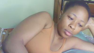 cutie_pie_hot live cam on Cam4