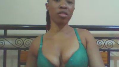 cutie_pie_hot live cam on Cam4