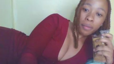 cutie_pie_hot live cam on Cam4